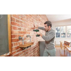 BOSCH UNIVERSAL IMPACT 18V SLAGBOREMASKINE AKKU MED BATTERI OG LADER