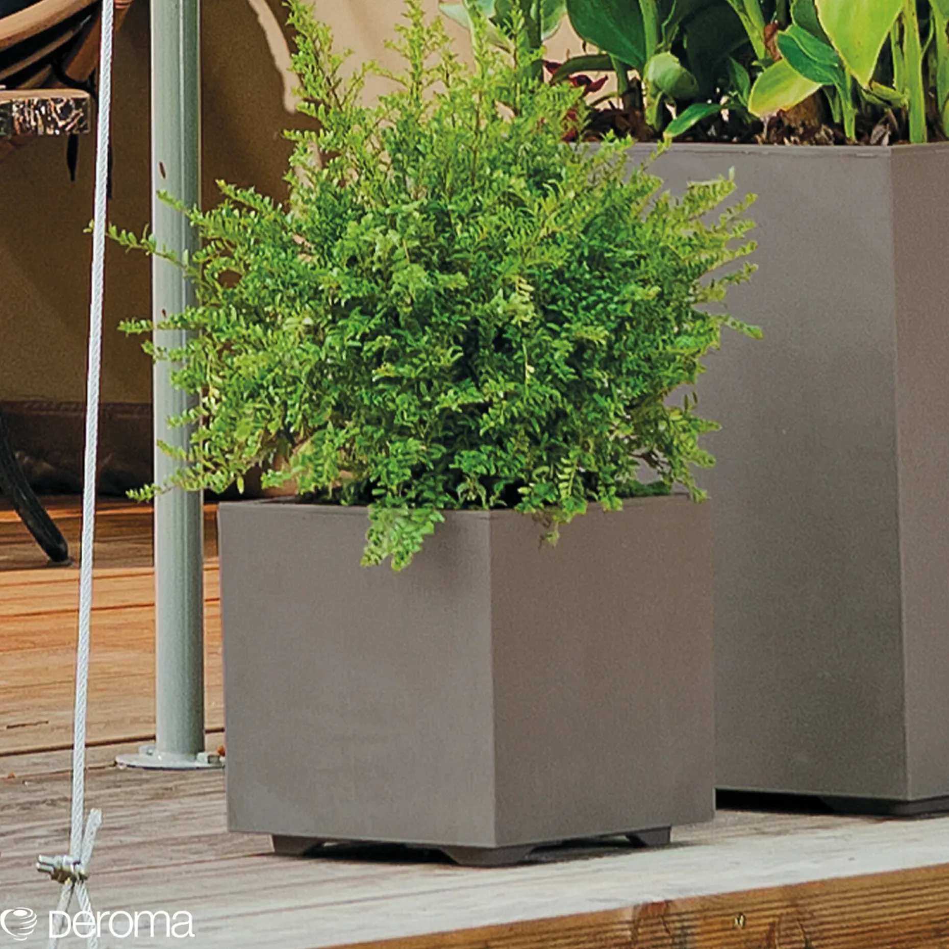 DEROMA MILLENIUM 208-623 PLANTEKASSE PLASTIK SANDSTEN 49X49X49 CM