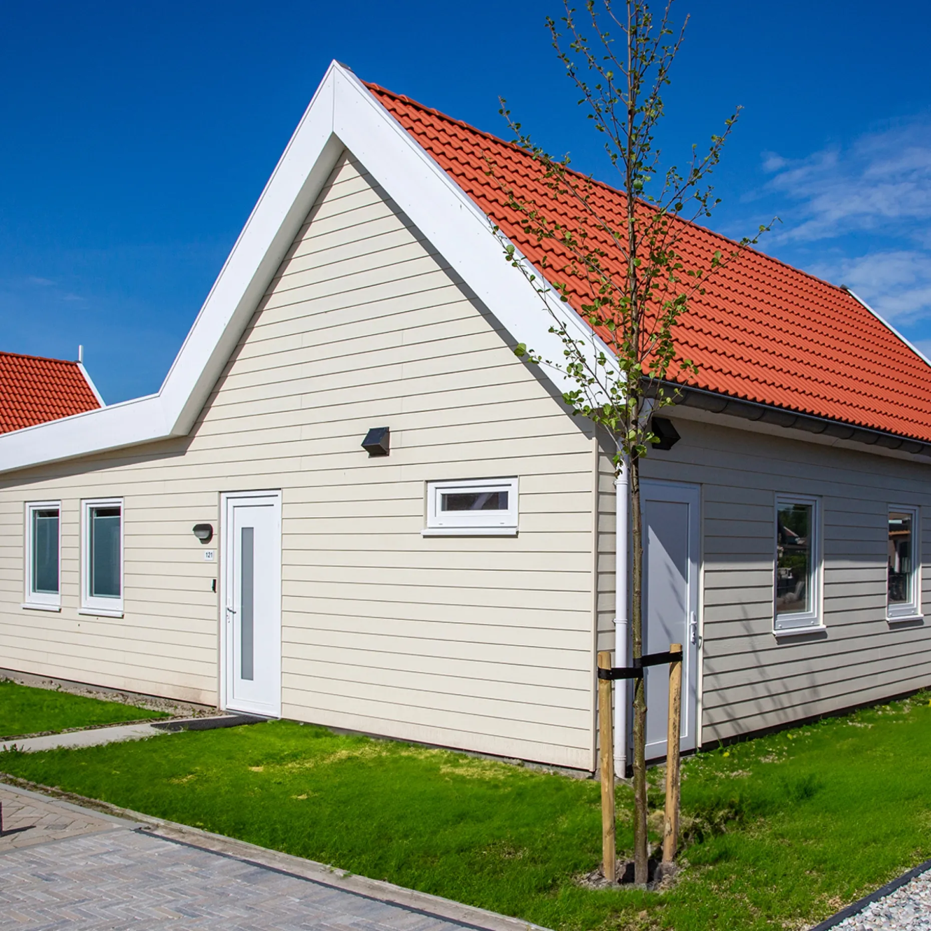 JAMES HARDIE TRÆSTRUKTUR HARDIEPLANK 8 X 180 X 3600 MM CREME