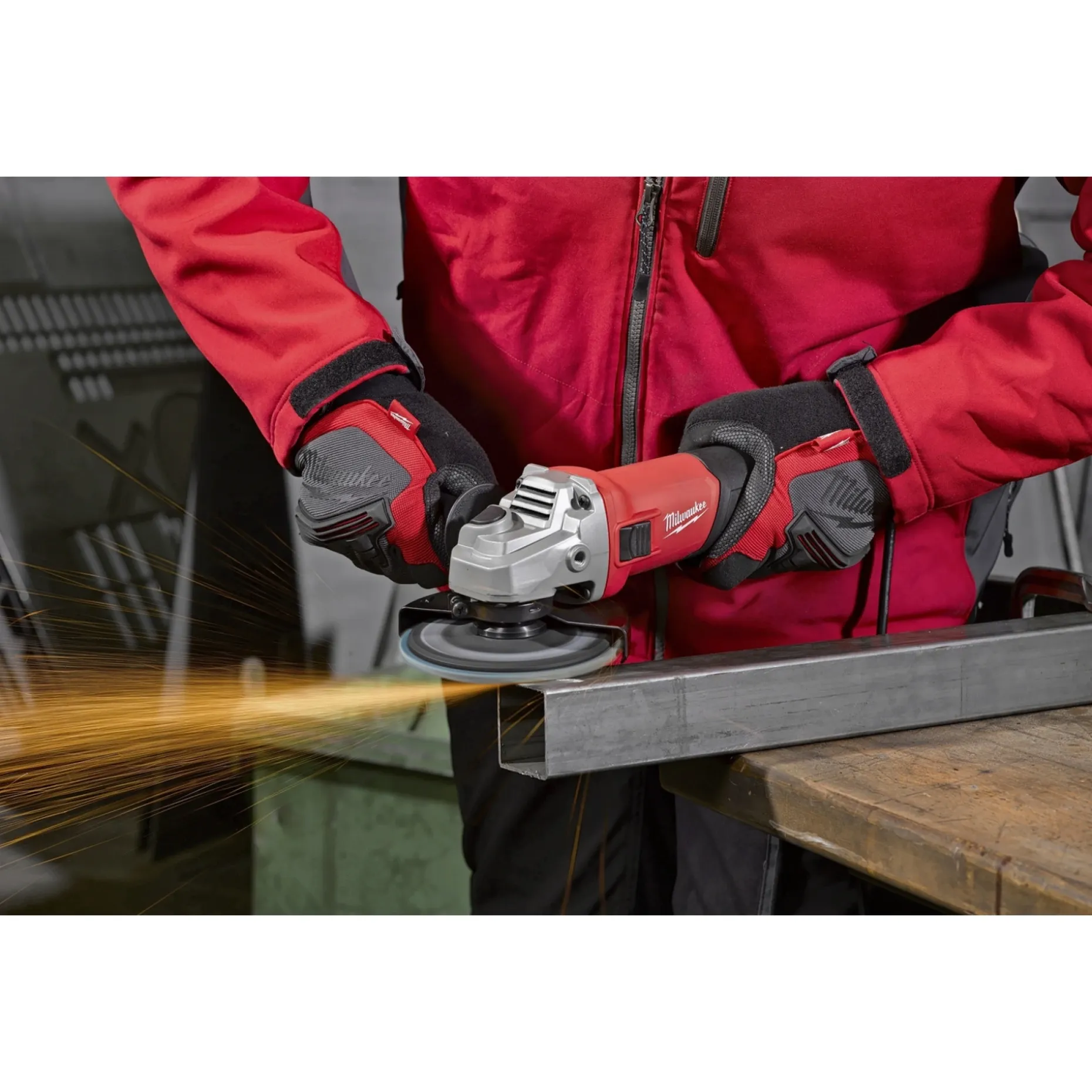 MILWAUKEE AG 800-125 E VINKELSLIBER 230V 800 W
