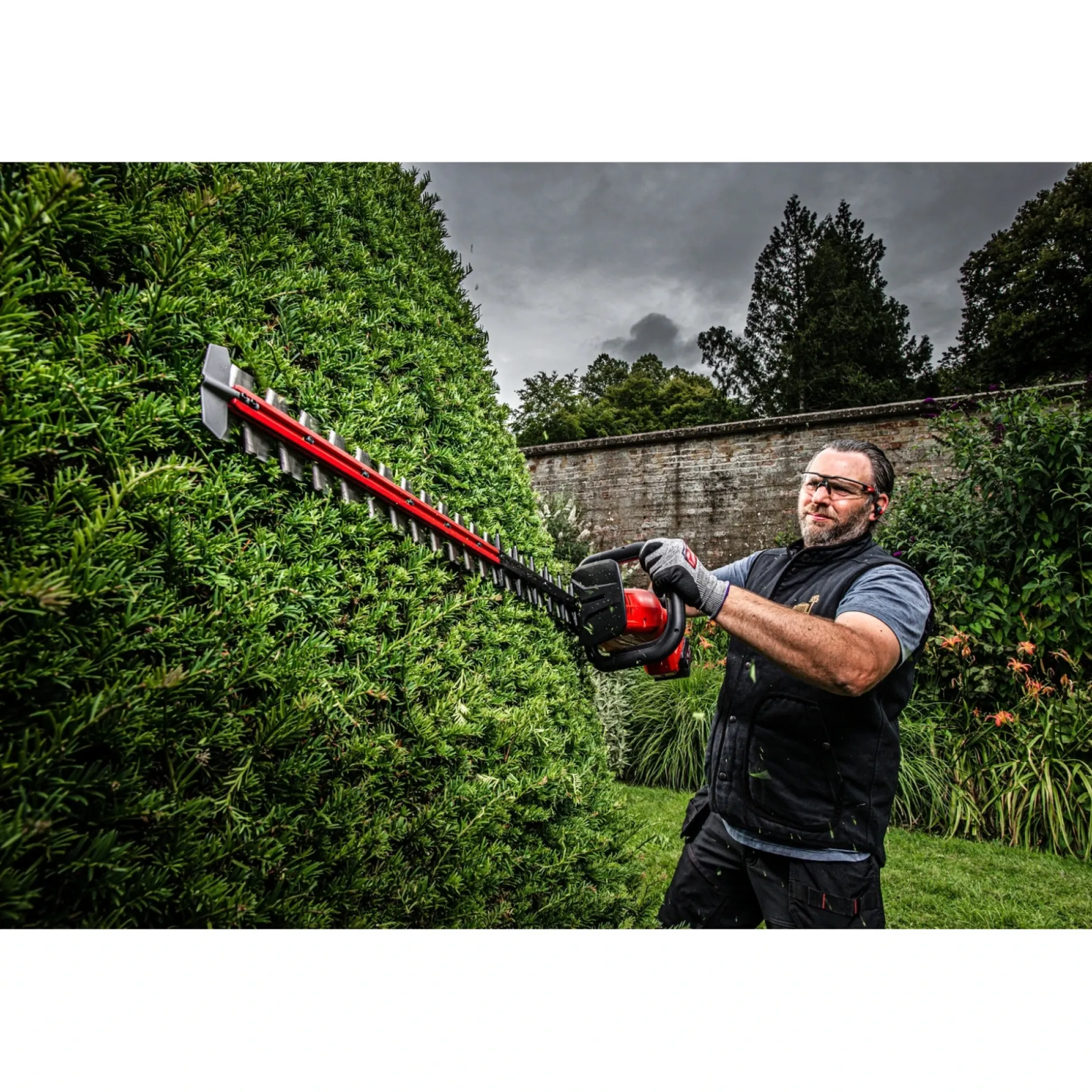 MILWAUKEE M18 FHET60G2-0 HÆKKEKLIPPER 60 UDEN BATTERI OG LADER