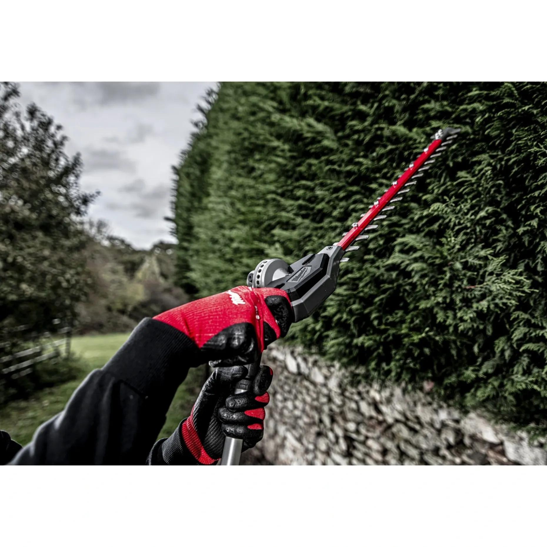 MILWAUKEE M18 FOPH-HTA HÆKKEKLIPPERFORSATS 51 CM UDEN BATTERI OG LADER