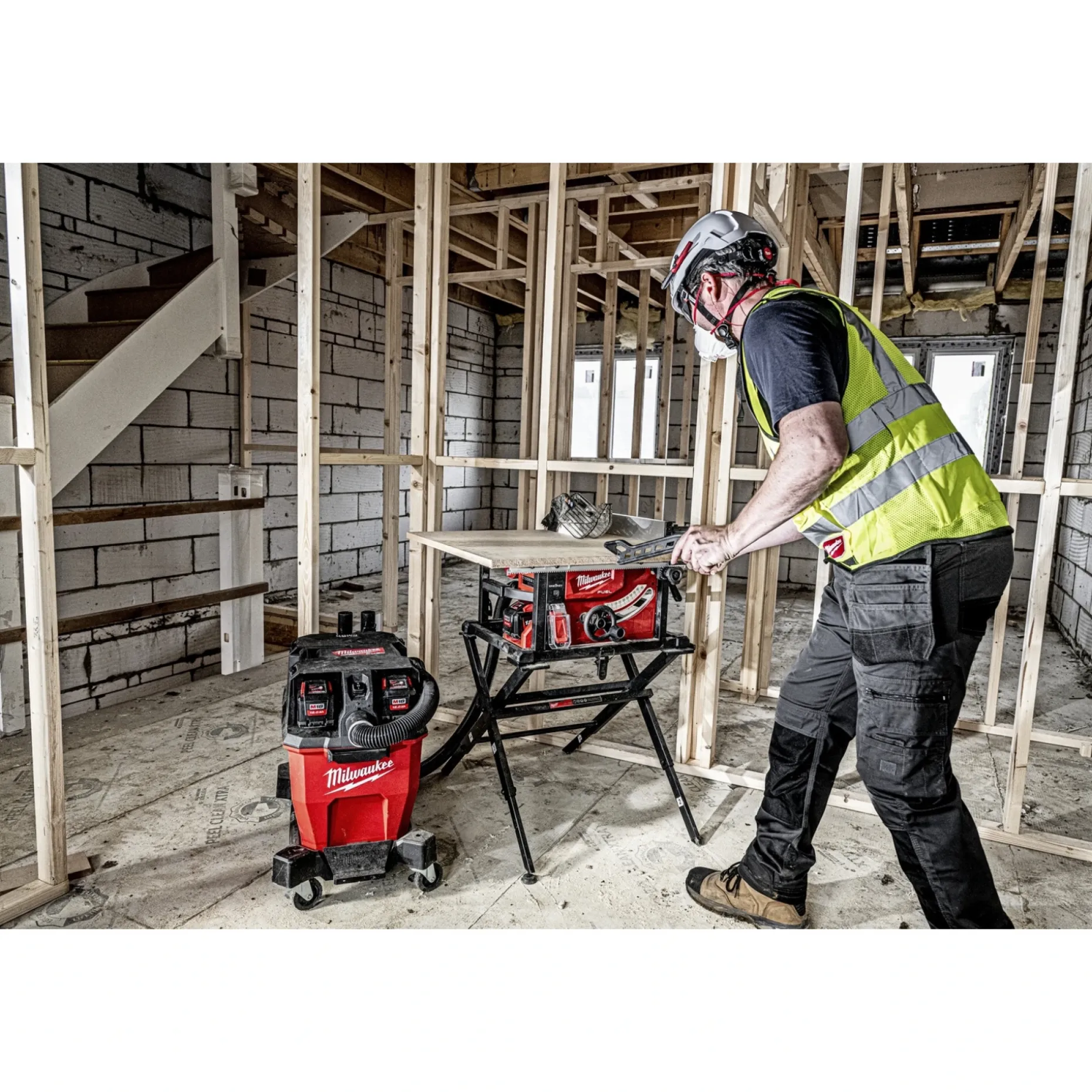 MILWAUKEE M18 FTS210-0 BORDRUNDSAV AKKU 210MM